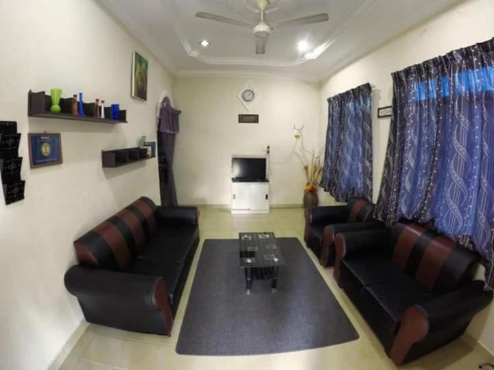 Homestay Tok Abah Kuala Besut Zewnętrze zdjęcie